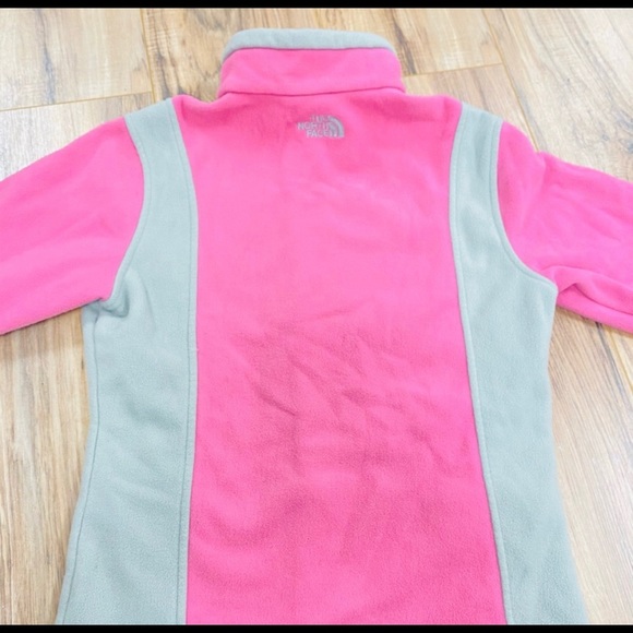 The North Face Girls Pink Jacket - Picture 2 of 6